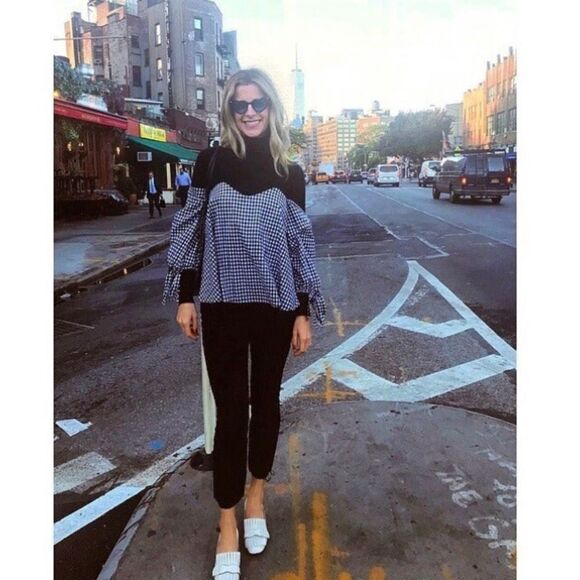 Caroline Constas Gabriella Off The Shoulder Top - Picture 5 of 16